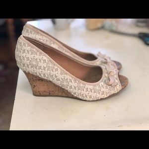 Off white wedges size 6 women